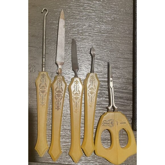Vintage Yellow Celluloid Vanity Dresser Set With Mirror Brush Comb Nail Tools Po - Picture 3 of 12